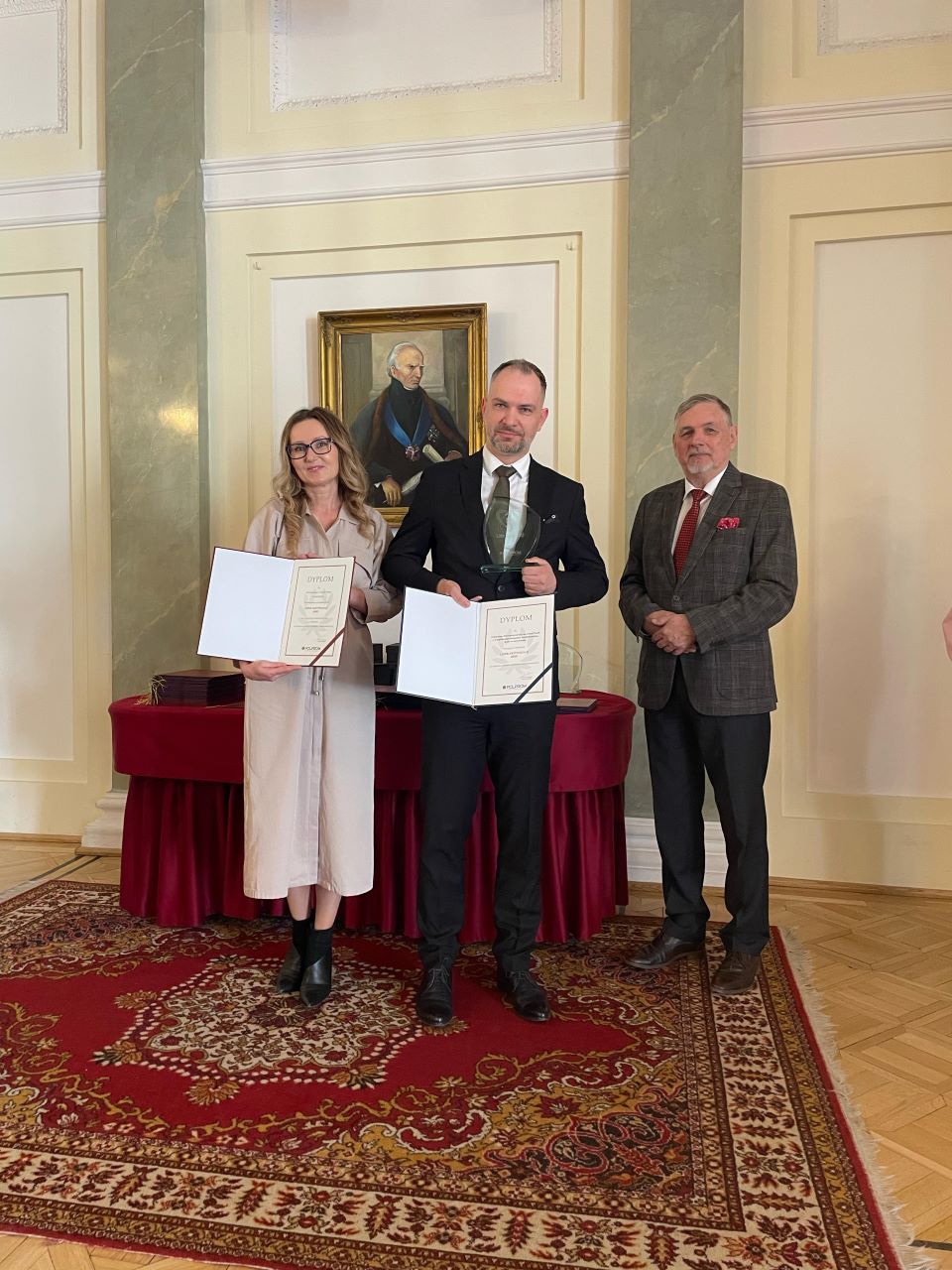 Zdjęcie artykułu Podwójne zwycięstwo Powiatowego Urzędu Pracy w Jaworznie na Gali „Lider Aktywizacji 2025”!